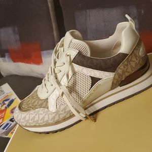 Micheal kors sneaker